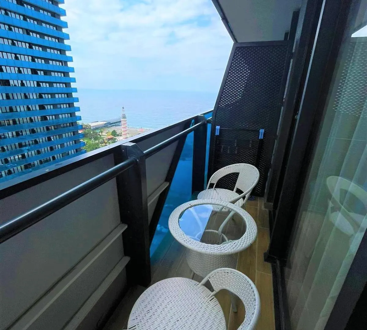 Wonderful Sea View Aparthotel In Batumi City Center
